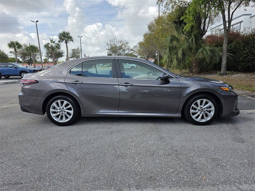 Used 2024 Toyota Camry LE image 12