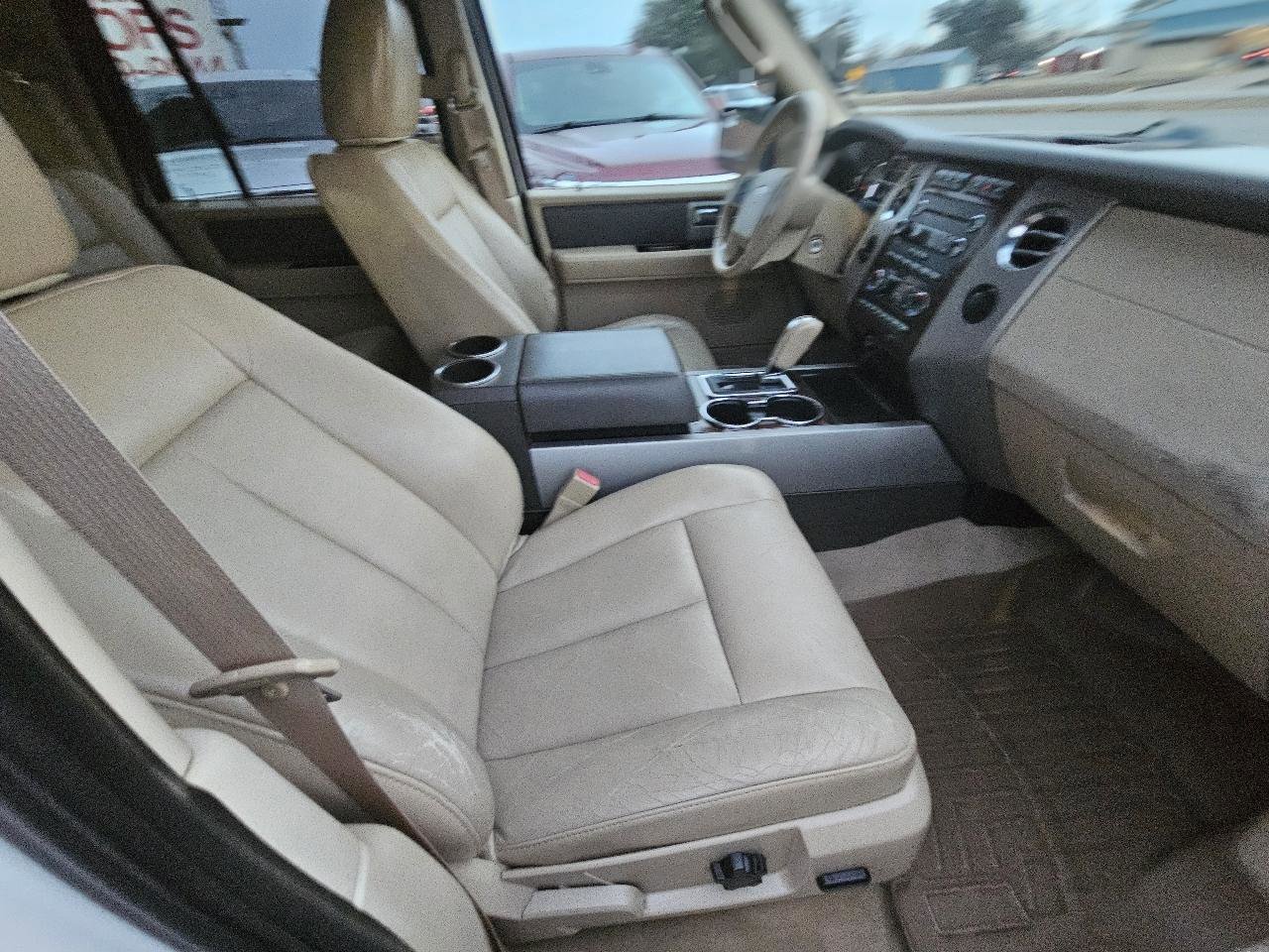 Used 2012 Ford Expedition EL XLT image 19