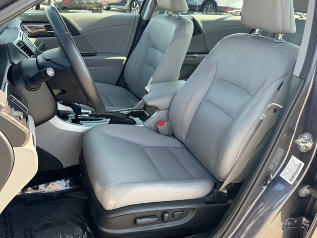 Used 2017 Honda Accord EX-L image 14