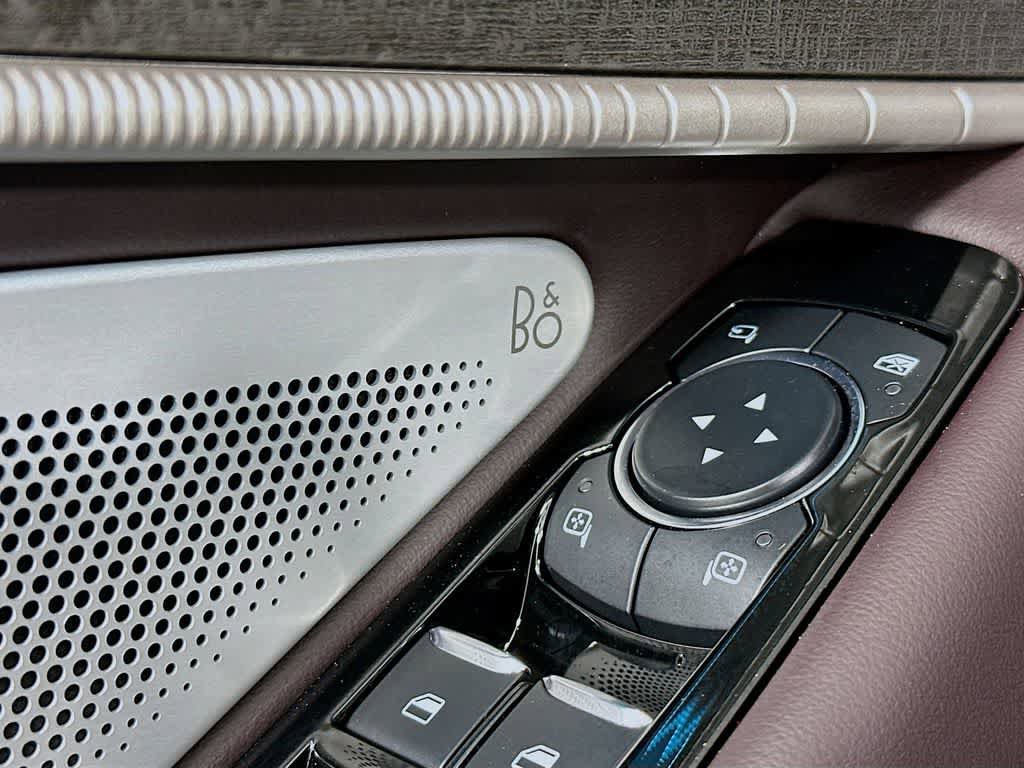 New 2025 Ford Explorer Platinum image 30