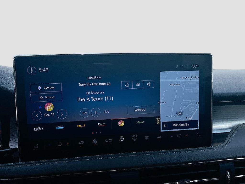 Used 2025 Lincoln Corsair FWD image 15