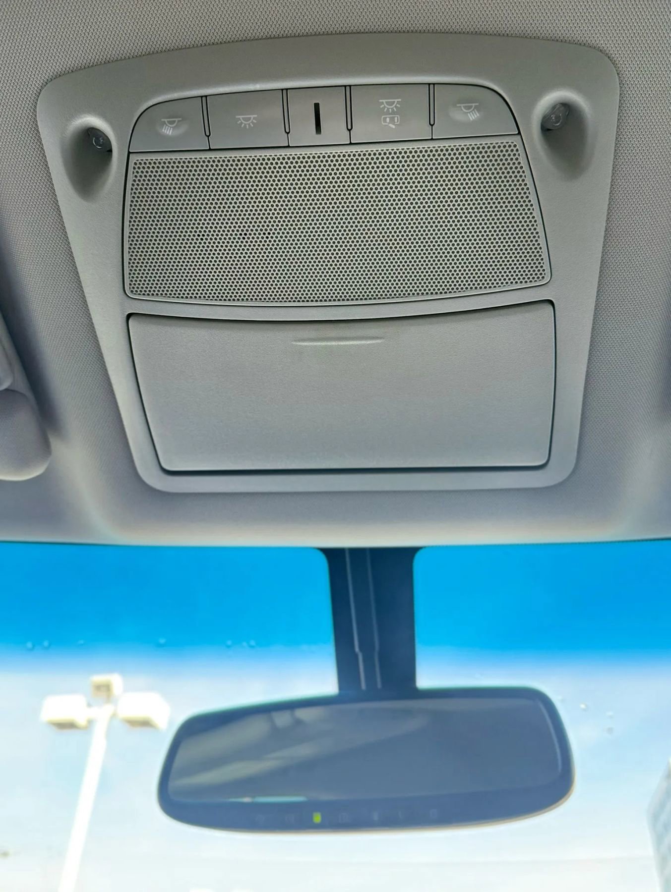 Used 2015 Nissan Pathfinder SL w/ SL Tech Package image 22