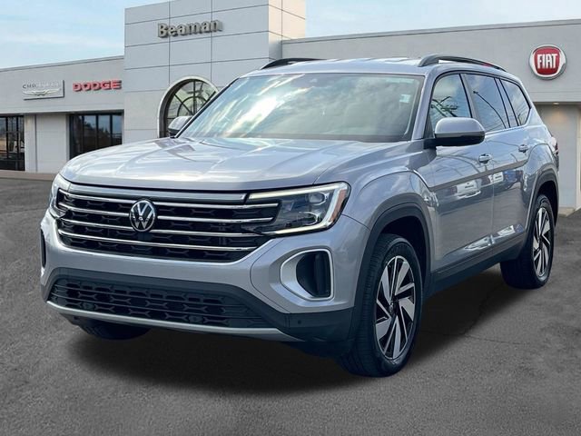 Used 2025 Volkswagen Atlas SE image 3