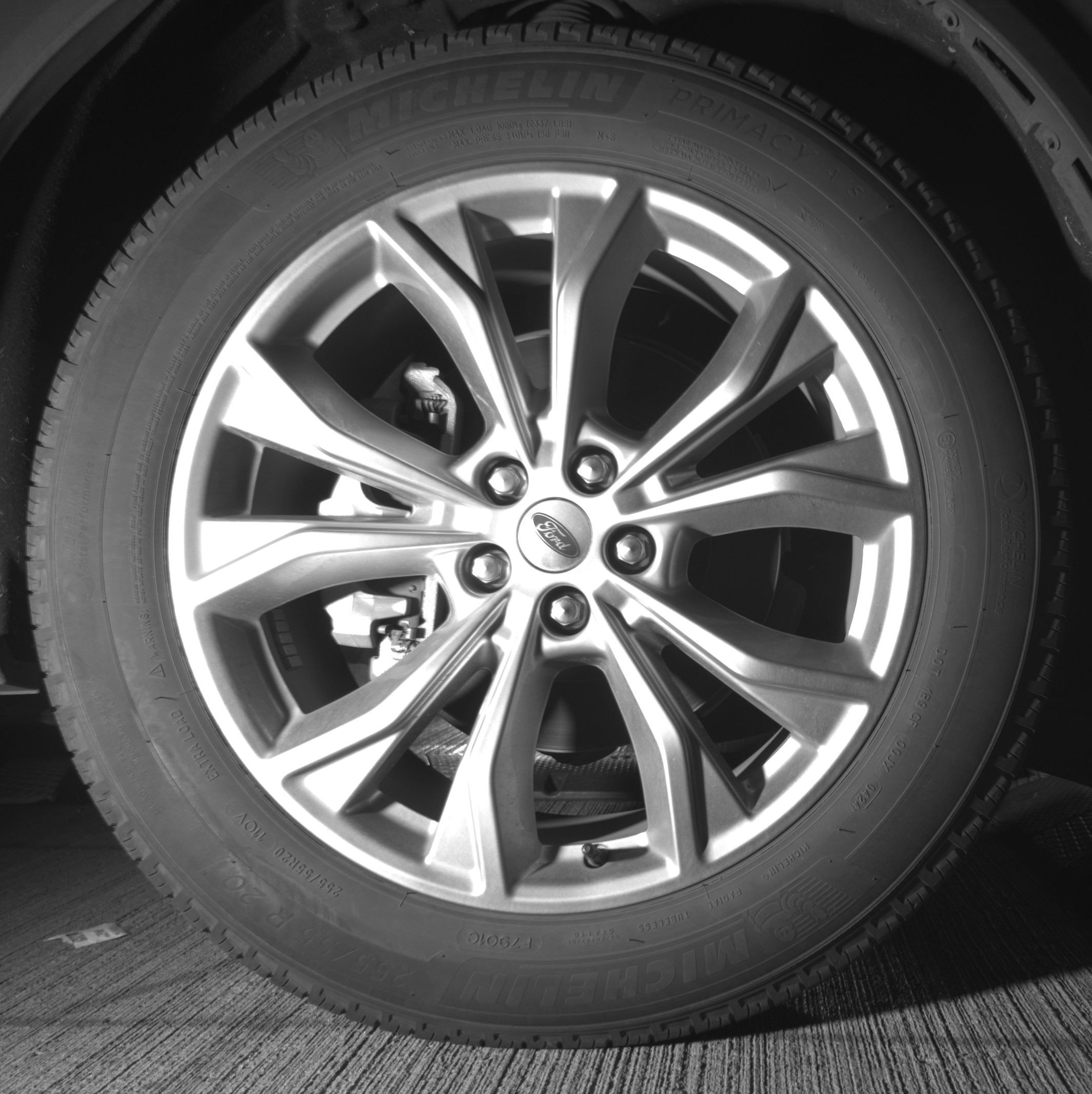 Used 2024 Ford Explorer Limited image 13