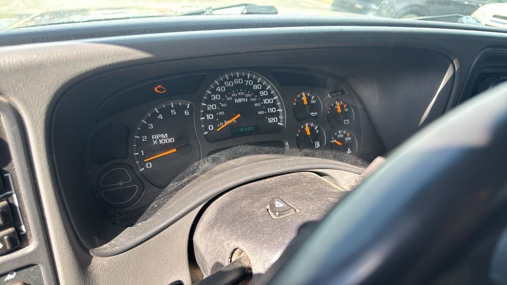 Used 2003 Chevrolet Avalanche 4x4 image 3