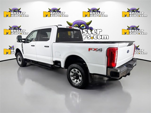 Used 2023 Ford F250 XLT w/ FX4 Off-Road Package image 7