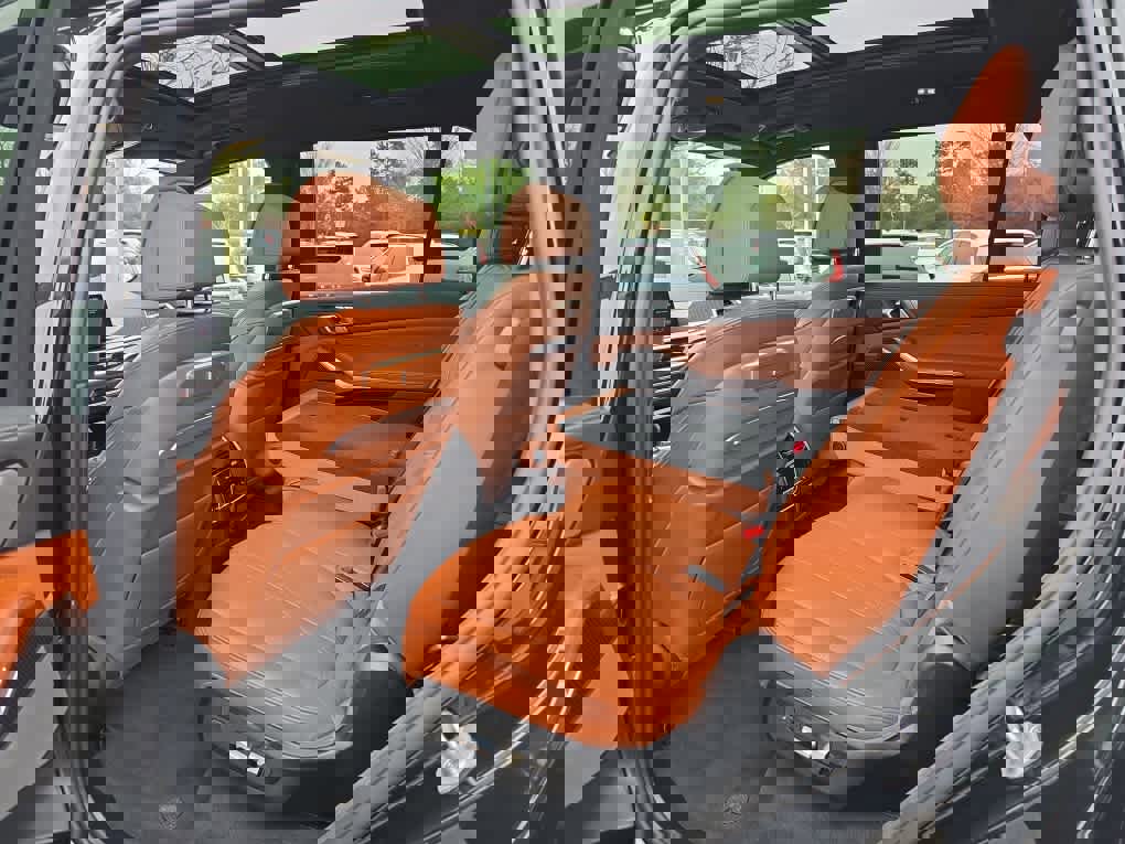 Used 2026 BMW X7 M60i image 29