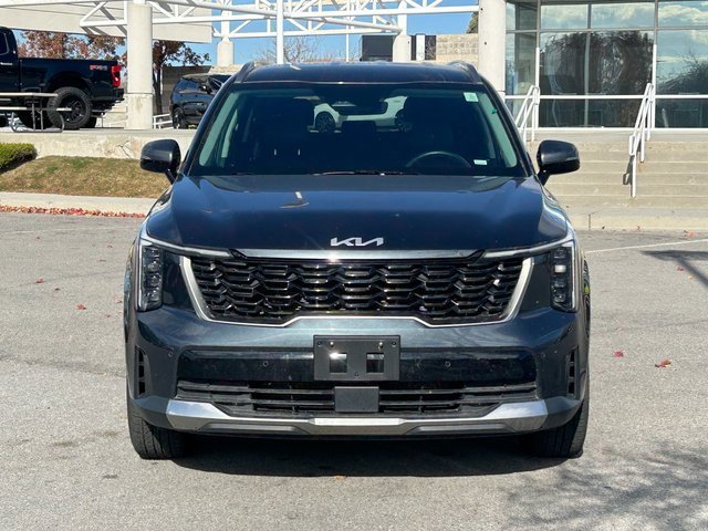 Used 2024 Kia Sorento S image 9