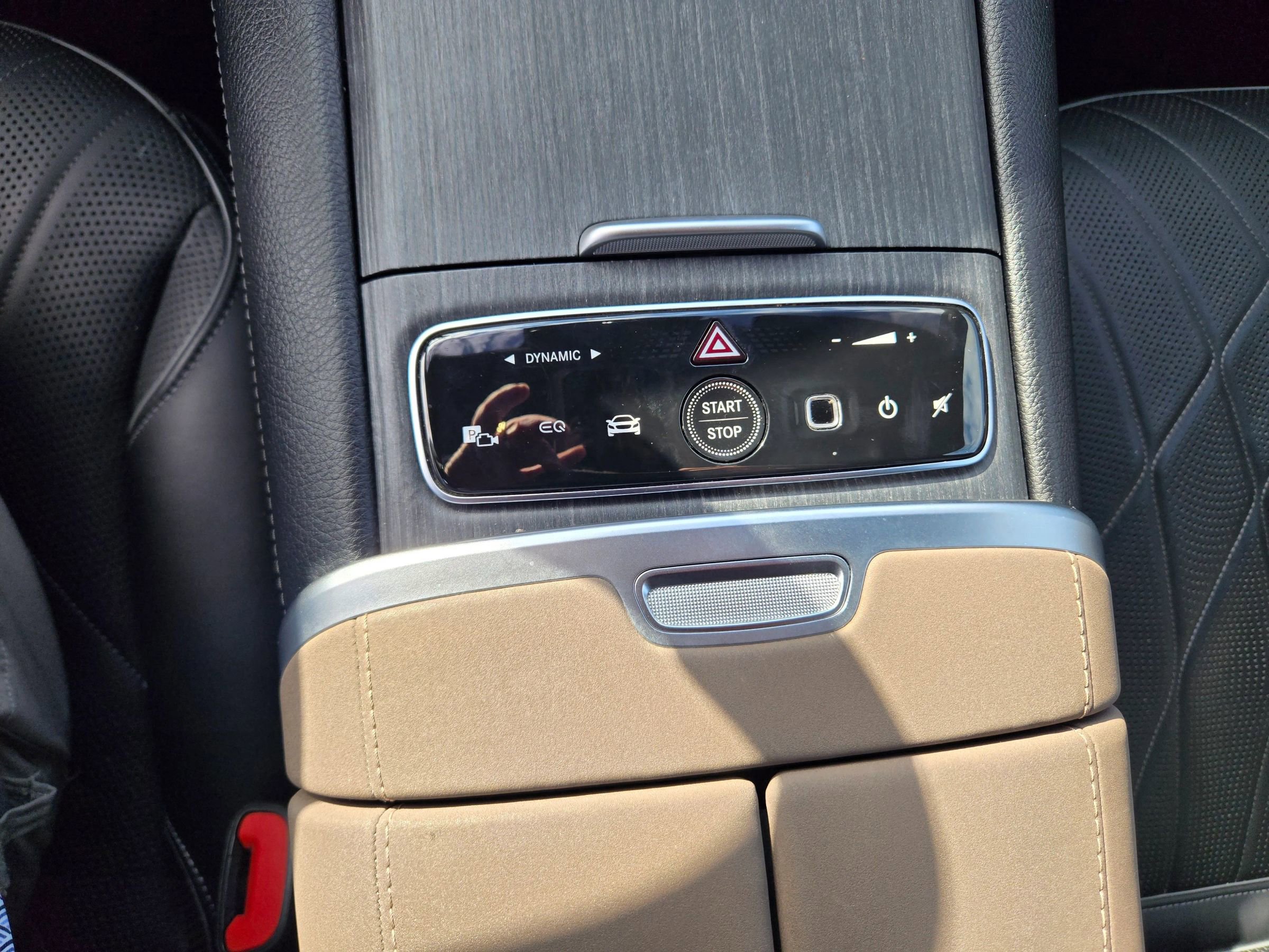 Used 2023 Mercedes-Benz EQS 580 4MATIC Sedan w/ Exclusive Trim Package image 51