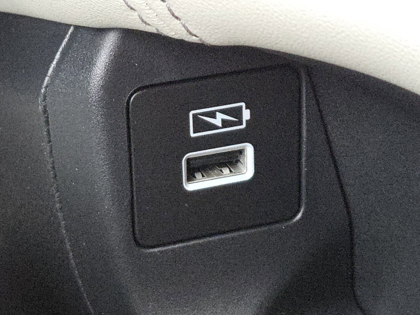 Used 2023 Honda HR-V EX-L image 31