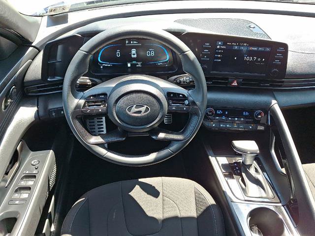 Certified 2026 Hyundai Elantra N Line FWD image 21