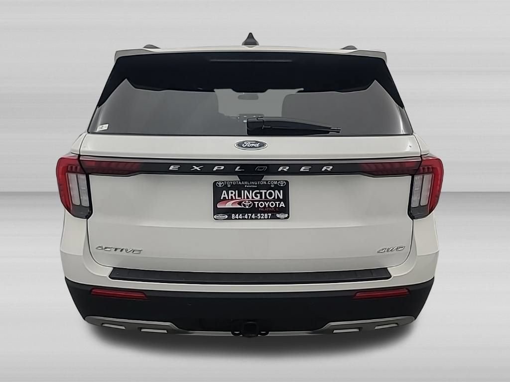 Used 2025 Ford Explorer Active w/ Active Comfort Package AWD/4WD image 5