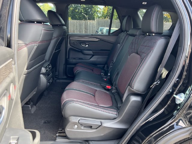 New 2026 Honda Pilot Black Edition image 19