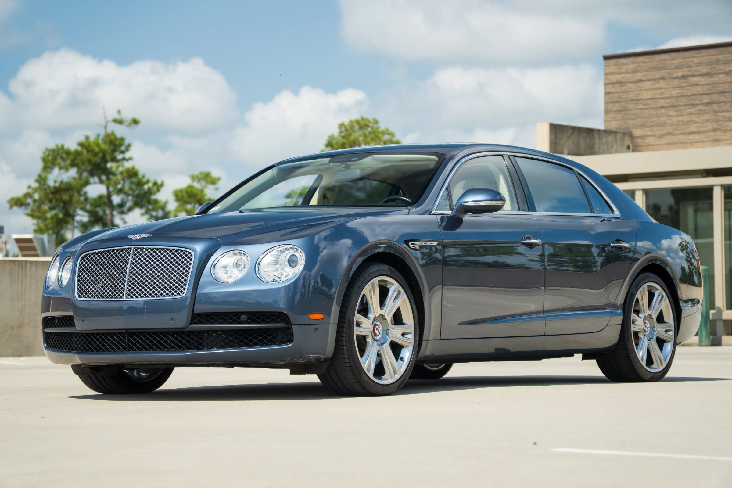 Used 2015 Bentley Flying Spur V8