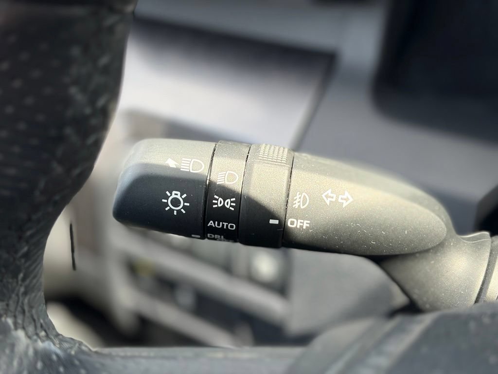 Used 2025 Toyota 4Runner SR5 AWD/4WD image 24