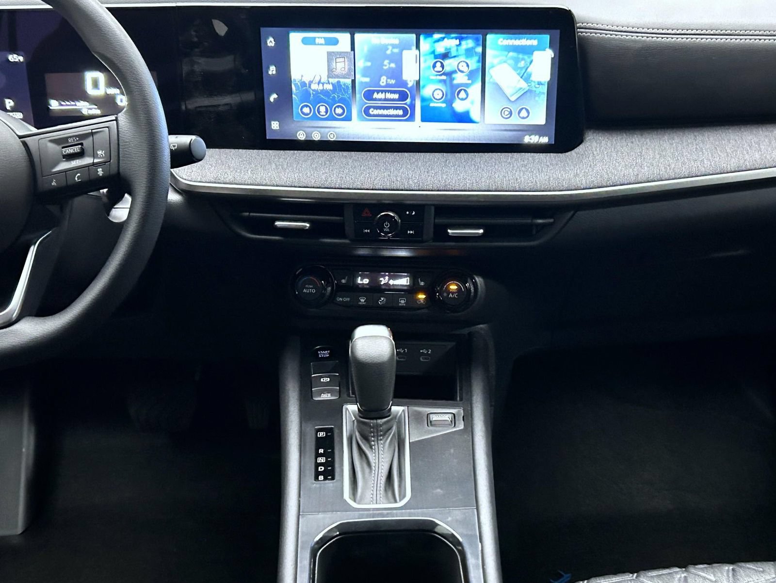 New 2027 Nissan Kicks SV AWD/4WD image 13