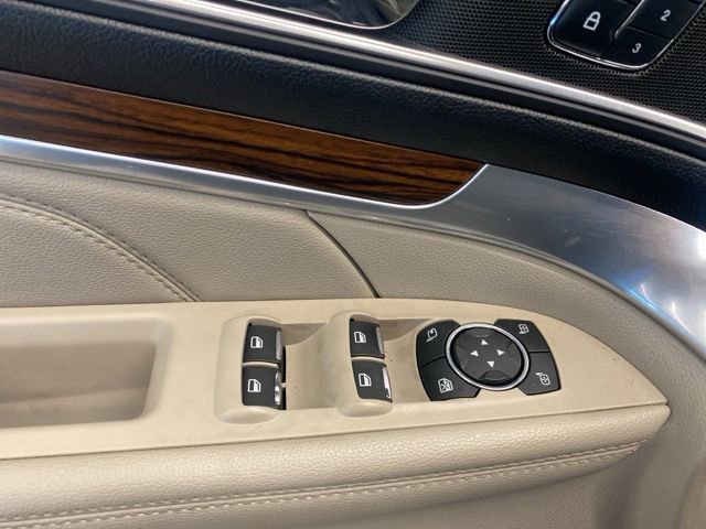 Used 2018 Ford Explorer Limited image 31