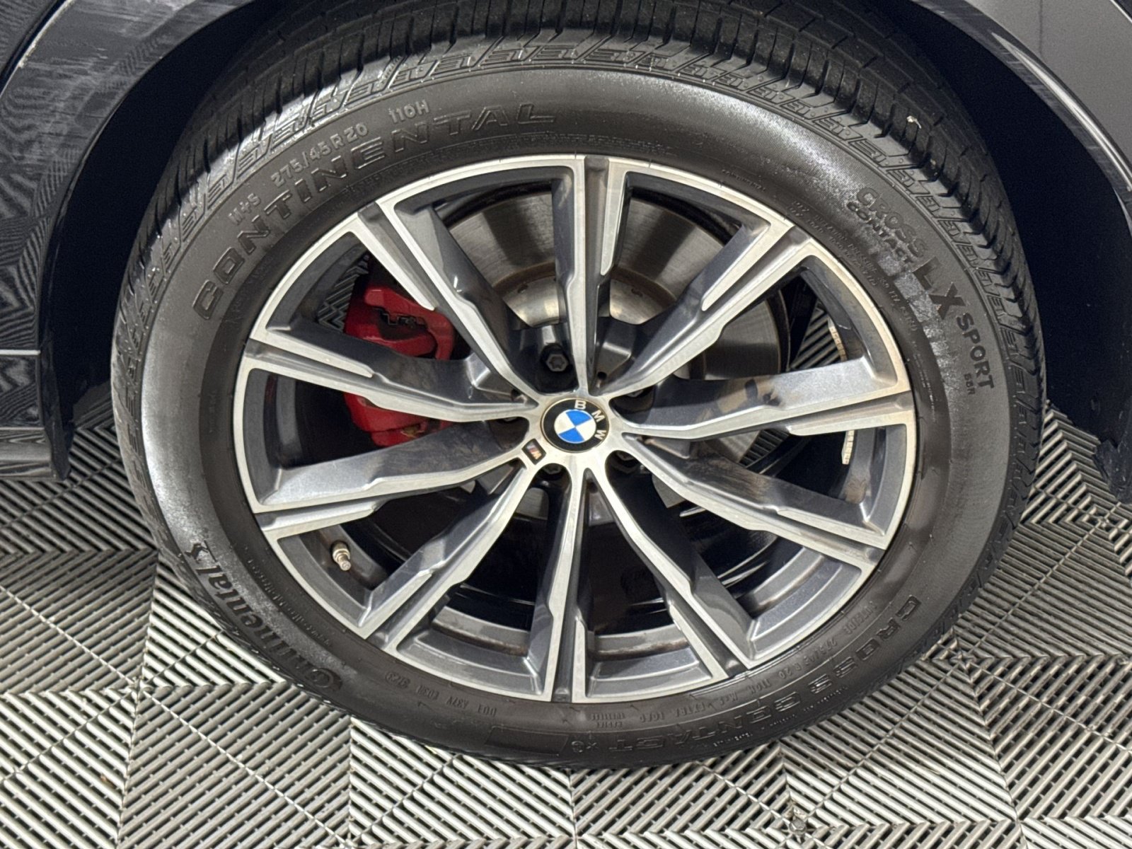 Used 2024 BMW X6 xDrive40i w/ Premium Package AWD/4WD image 12