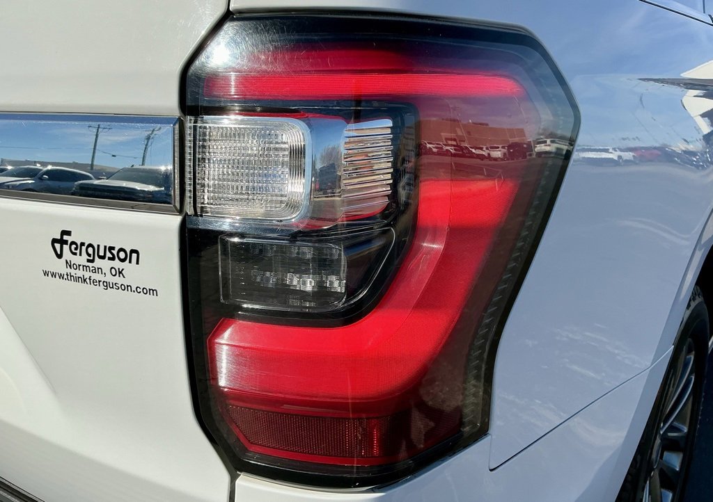 Used 2020 Ford Expedition Limited image 16