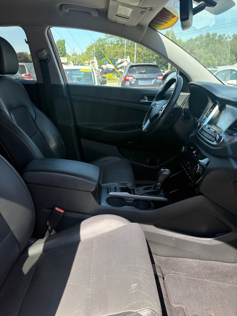 Used 2017 Hyundai Tucson SE Plus FWD image 14