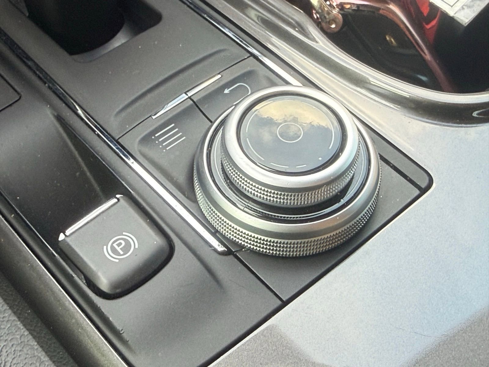 Used 2018 Maserati Ghibli RWD image 27