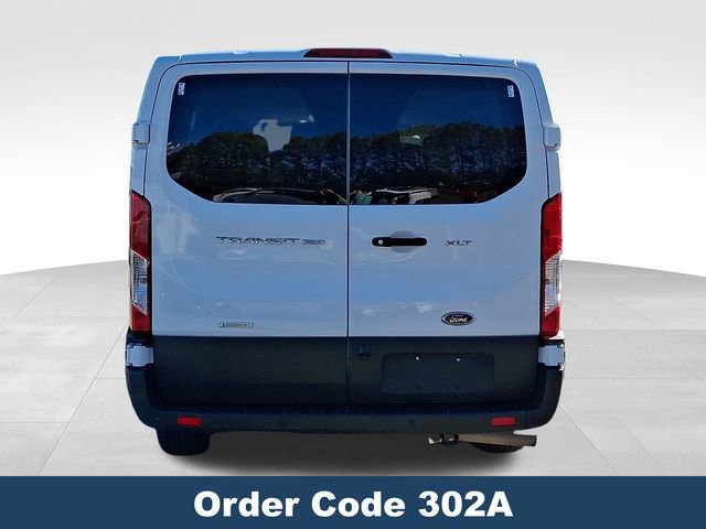 Used 2023 Ford Transit 350 XLT image 6