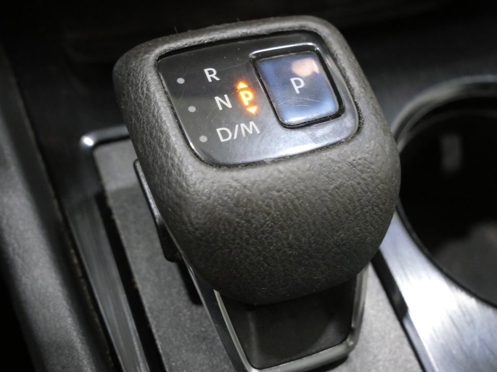 Used 2021 Nissan Rogue SV w/ Premium Package AWD/4WD image 22