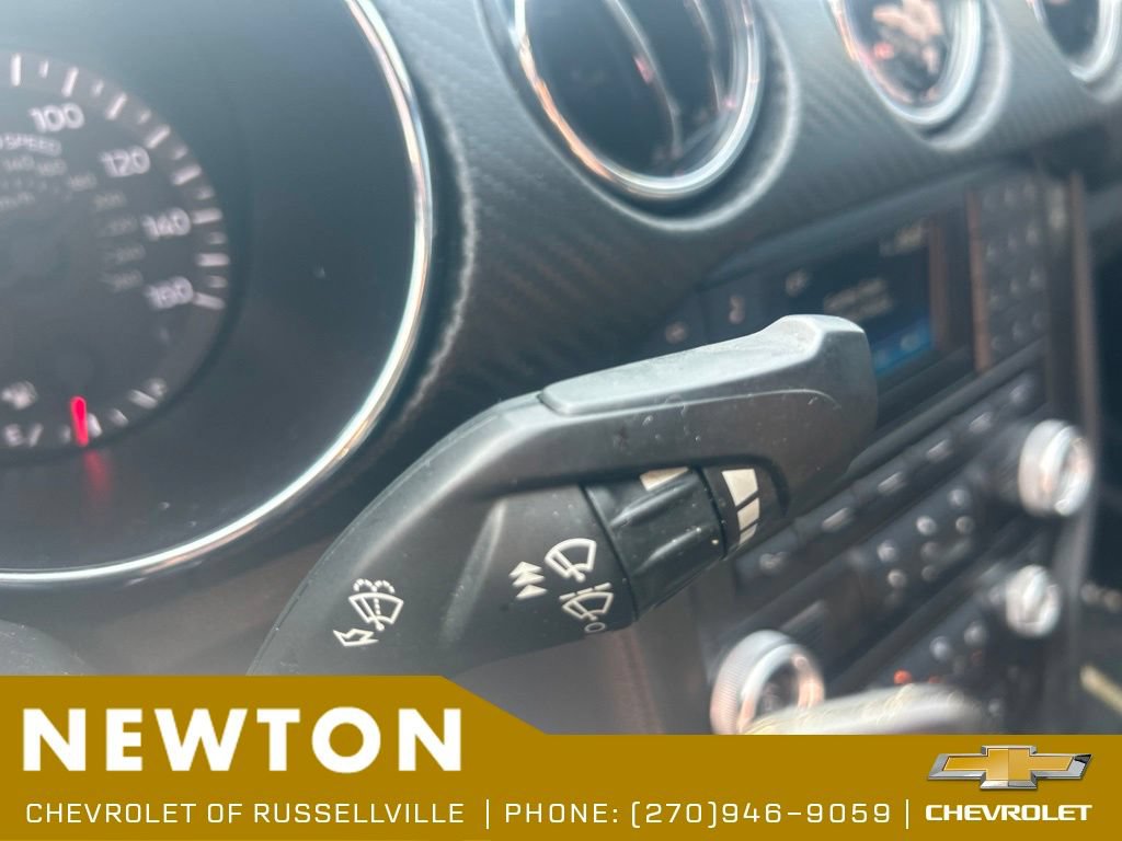 Used 2016 Ford Mustang Coupe RWD image 17