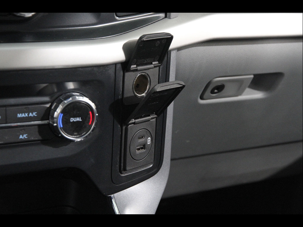 Used 2022 Ford F150 XLT w/ Equipment Group 301A Mid AWD/4WD image 16