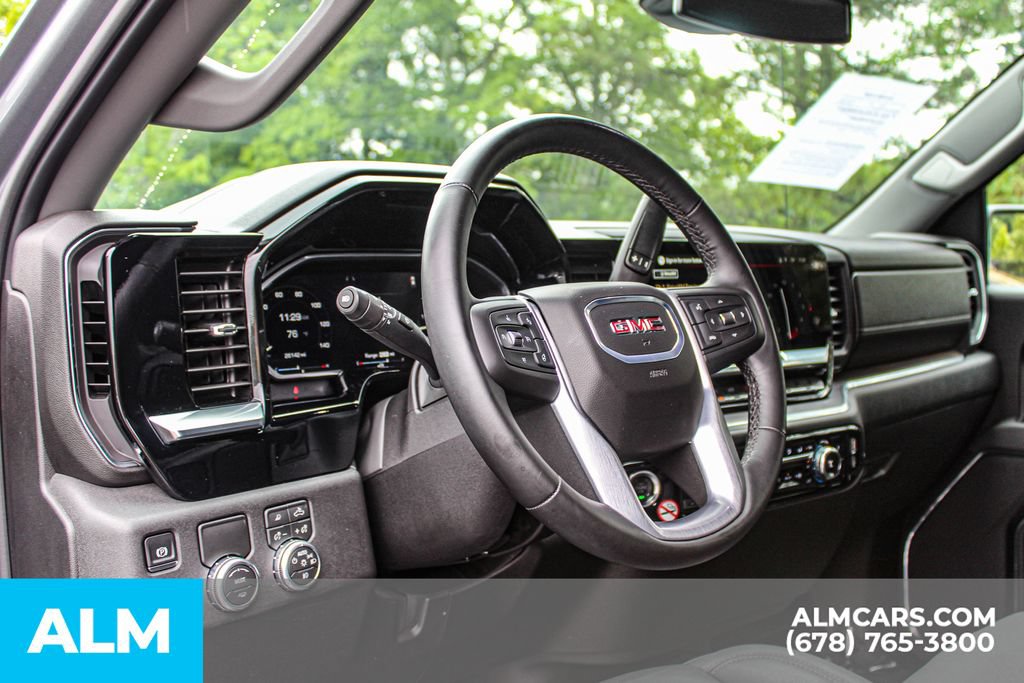 Used 2026 GMC Sierra 1500 SLT RWD image 31