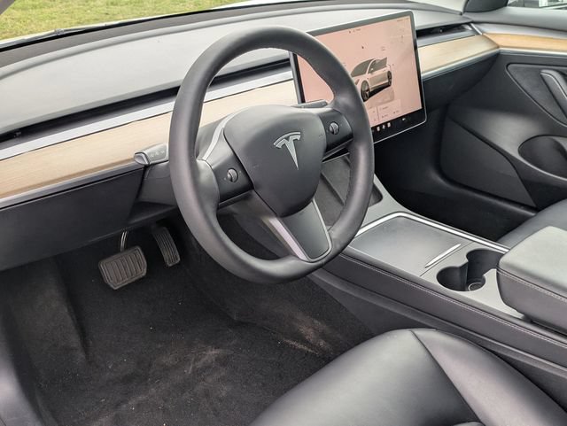 Used 2022 Tesla Model 3 Long Range AWD/4WD image 31