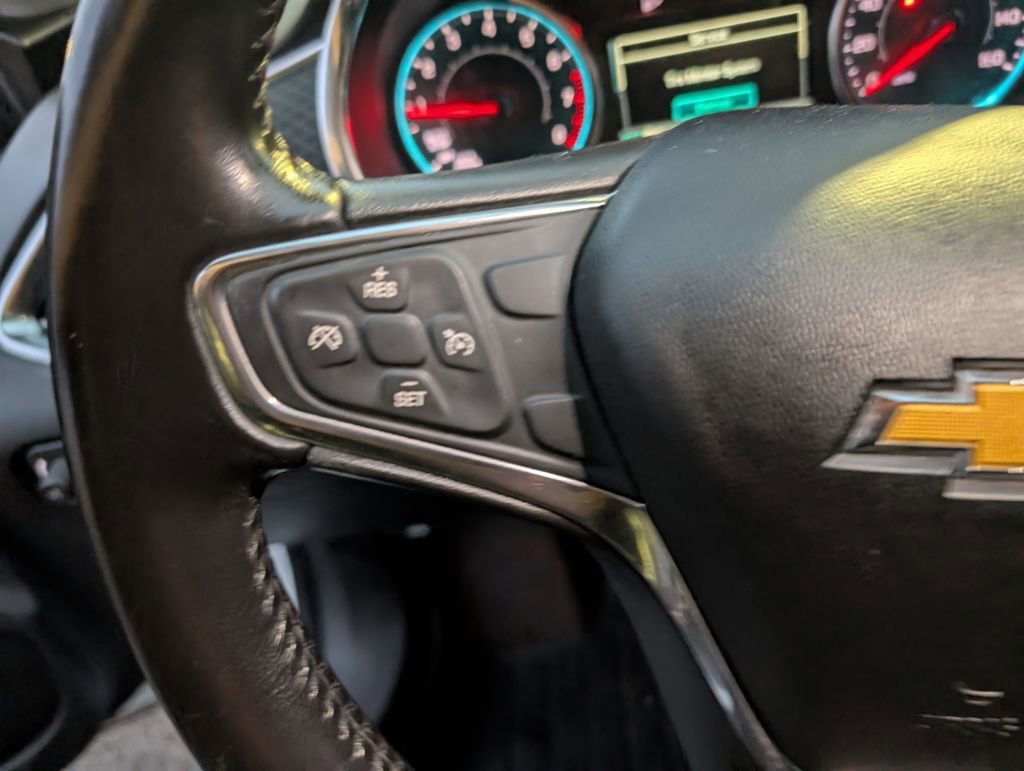 Used 2018 Chevrolet Malibu LT w/ Redline Edition image 17