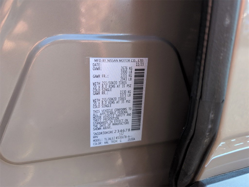 Used 2024 Nissan Pathfinder Platinum image 37
