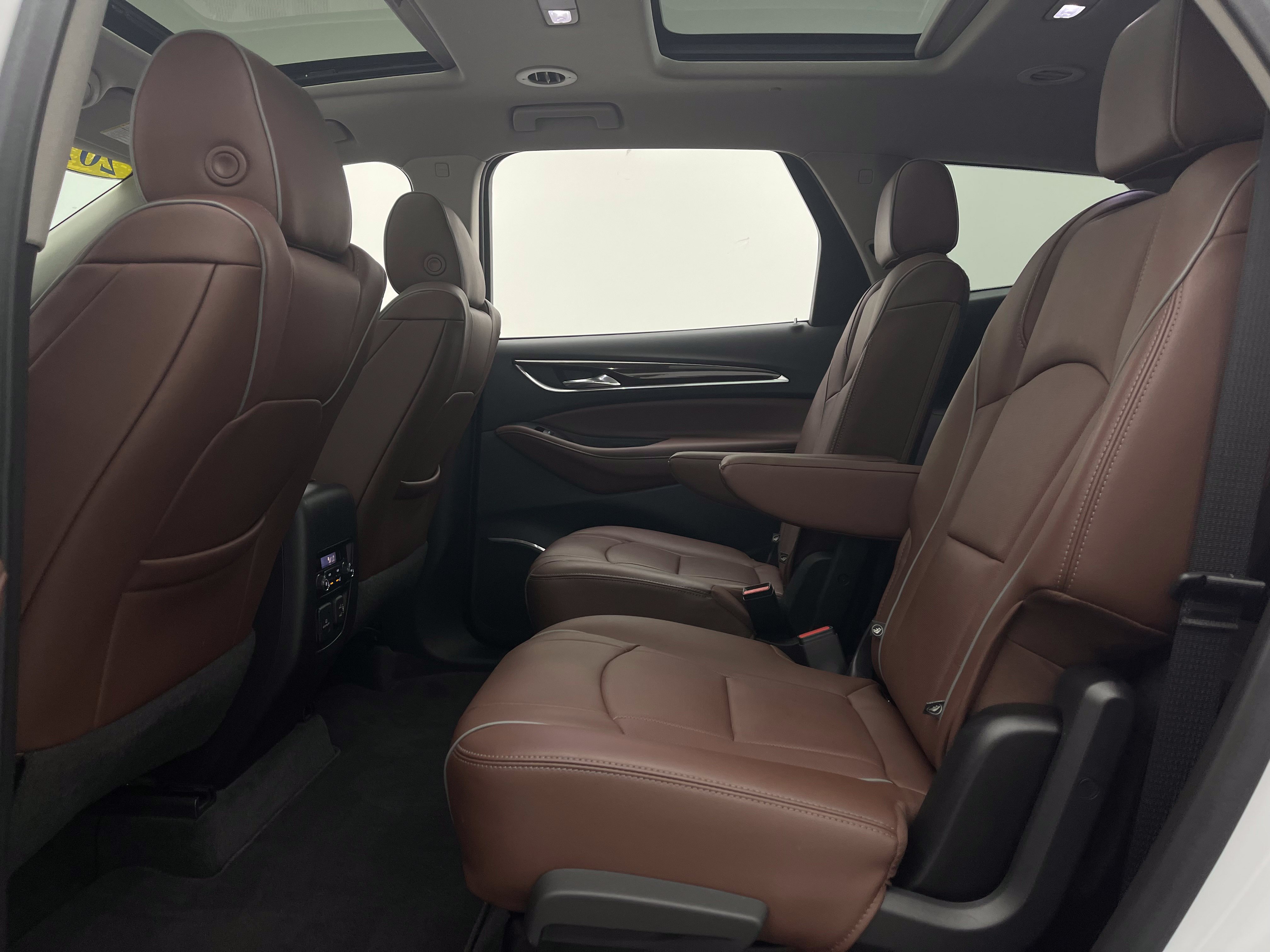 Used 2020 Buick Enclave Avenir w/ Avenir Technology Package FWD image 45