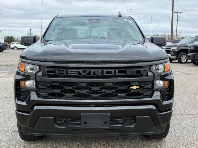 Used 2025 Chevrolet Silverado 1500 Custom image 9