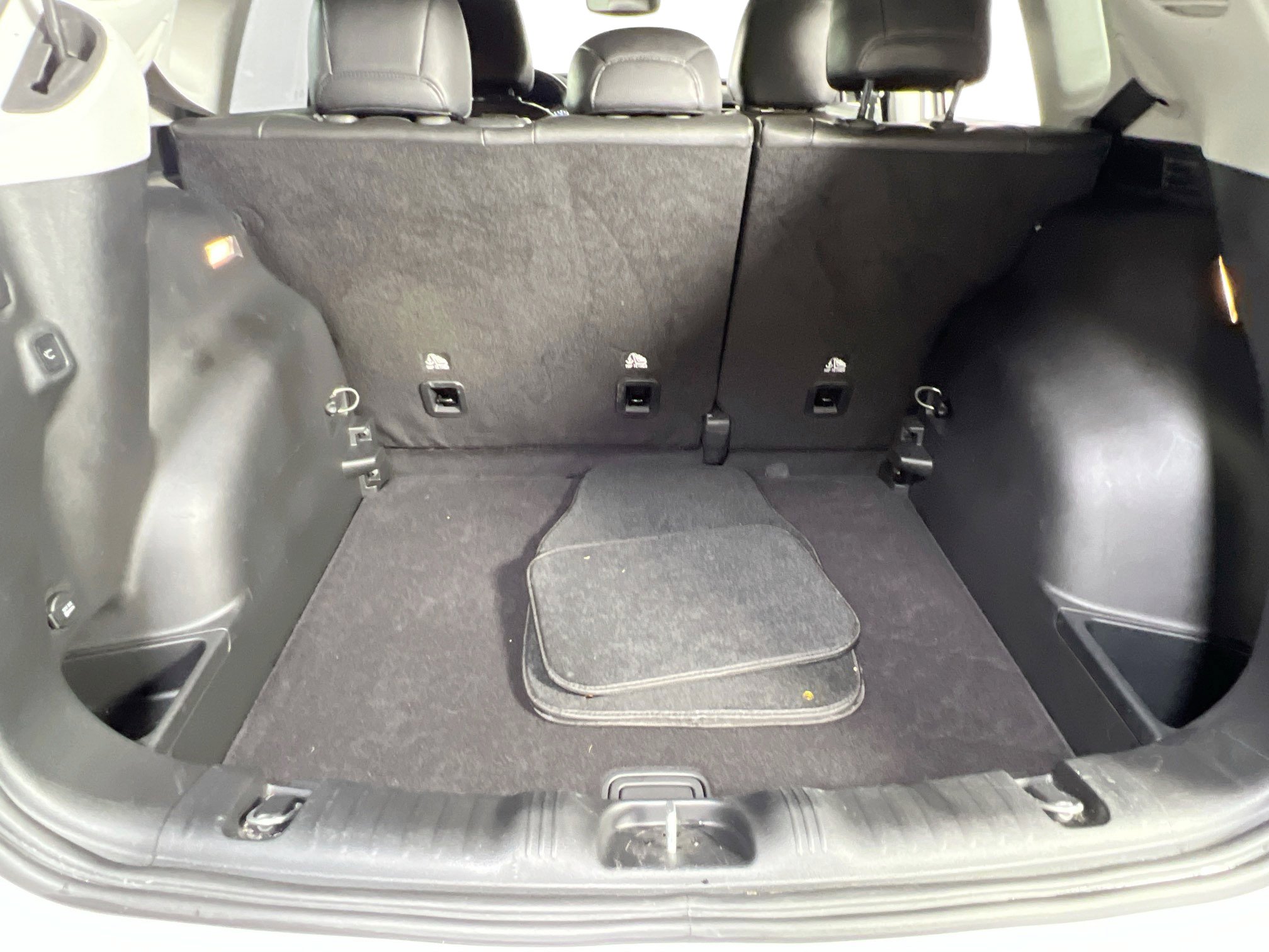 Used 2022 Jeep Compass Latitude image 23