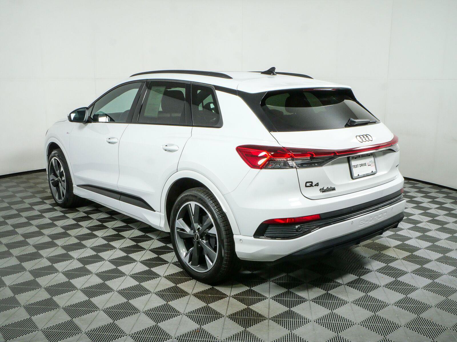 Used 2023 Audi Q4 e-tron Prestige w/ Black Optic Package AWD/4WD image 31