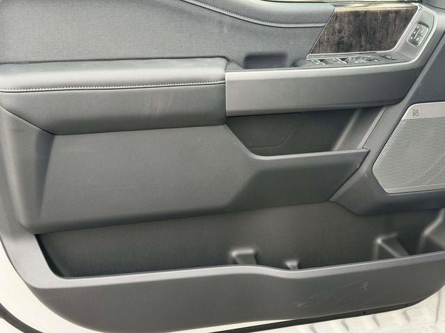 New 2026 Ford F250 Lariat w/ Lariat Premium Package image 8