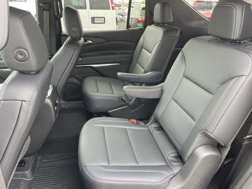 New 2026 Chevrolet Traverse LT w/ Sun and Wheel Package image 23