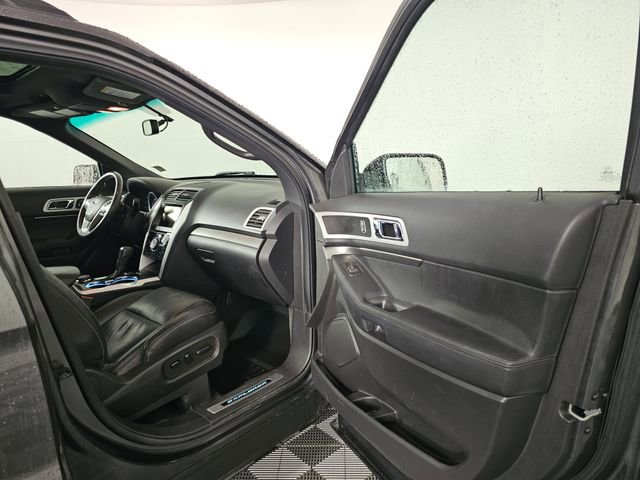 Used 2015 Ford Explorer Sport w/ Equipment Group 401A image 12