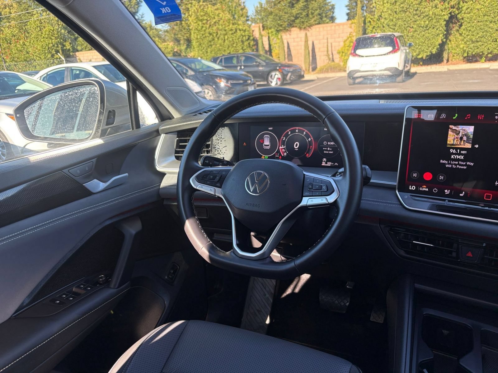 Used 2026 Volkswagen Tiguan SE AWD/4WD image 36