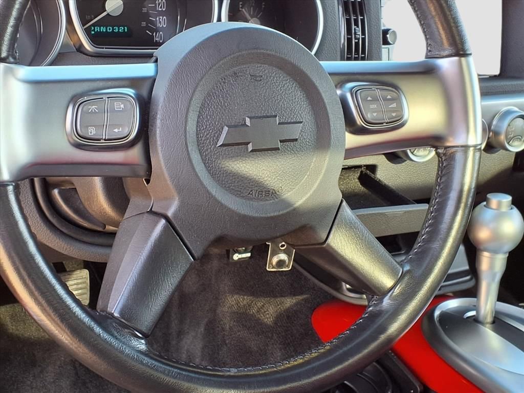 Used 2003 Chevrolet SSR w/ Preferred Equipment Group image 19
