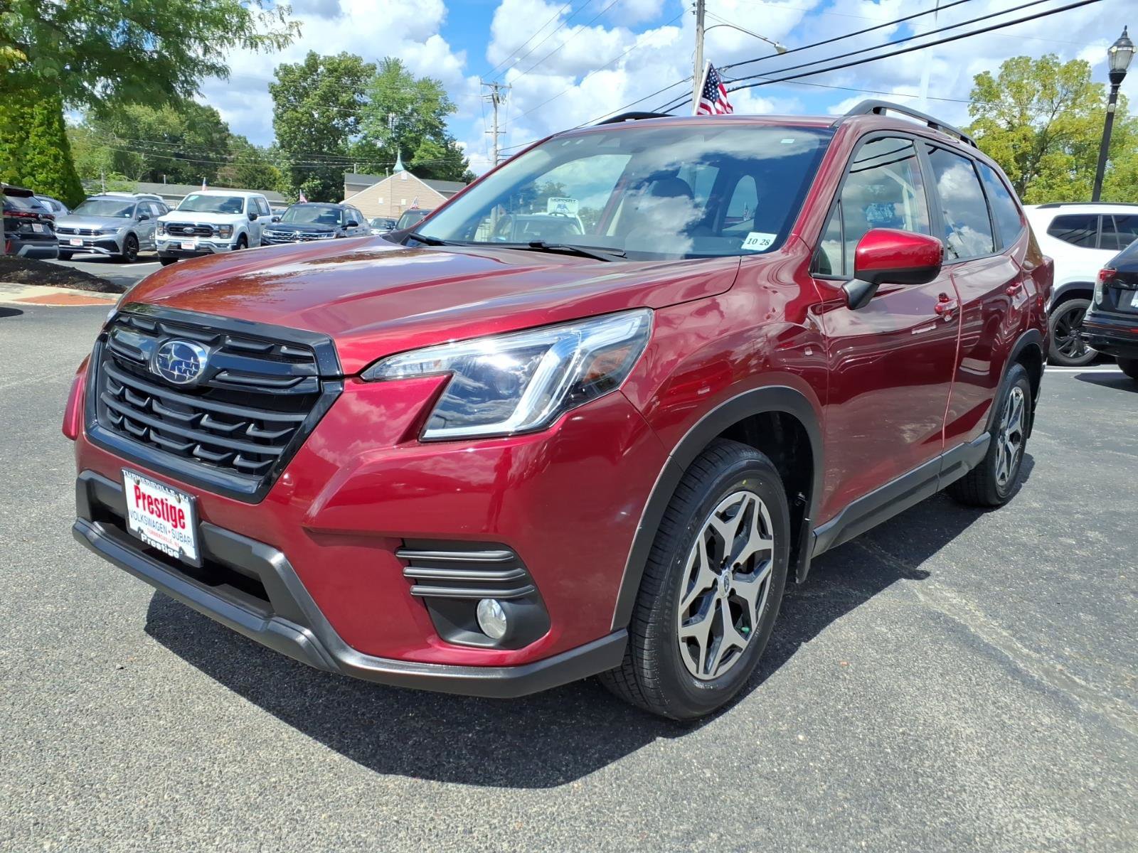 Certified 2023 Subaru Forester Premium AWD/4WD image 5