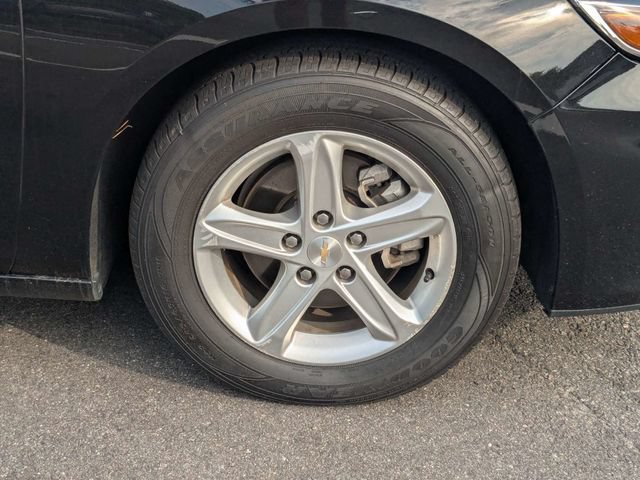 Used 2024 Chevrolet Malibu LT FWD image 11