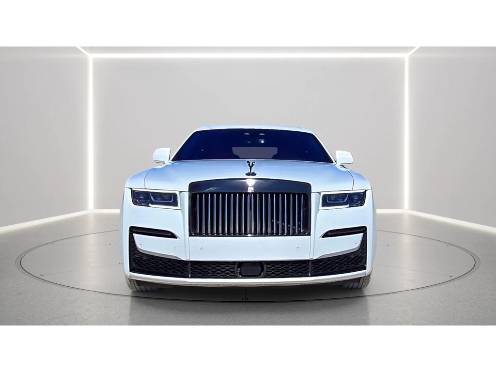 Used 2022 Rolls-Royce Ghost Black Badge AWD/4WD image 2