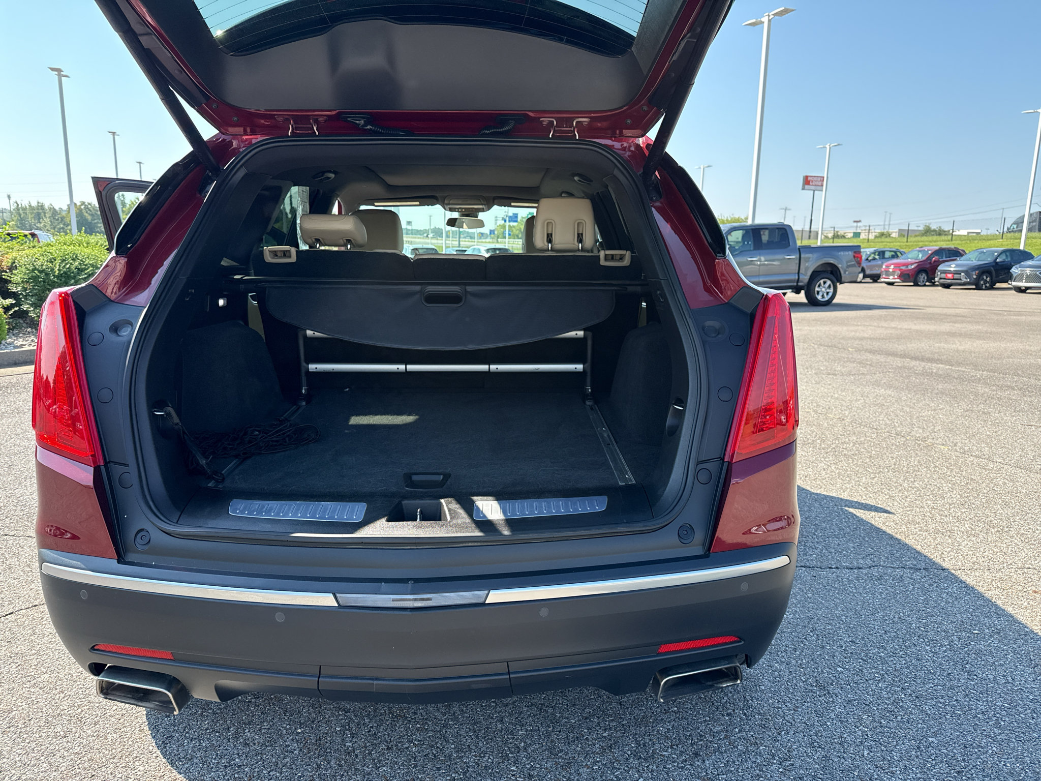 Used 2018 Cadillac XT5 Premium Luxury FWD image 11