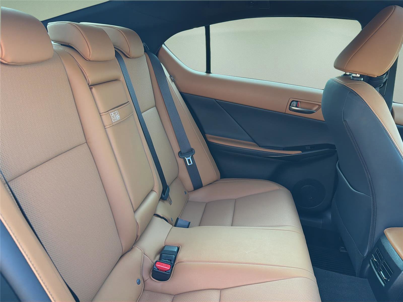 Used 2025 Lexus IS 350 F Sport image 31