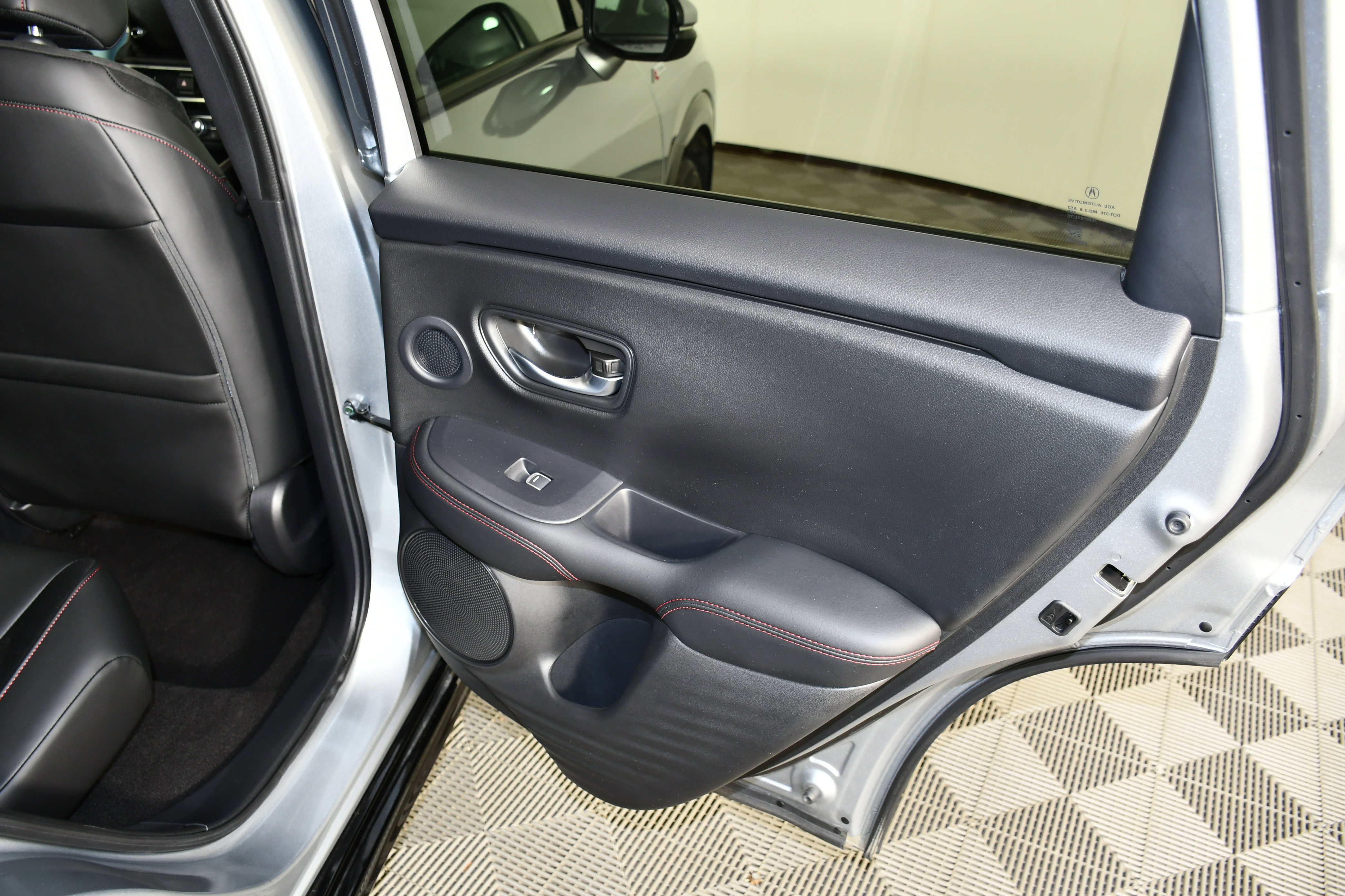 Certified 2025 Acura ADX A-Spec image 41