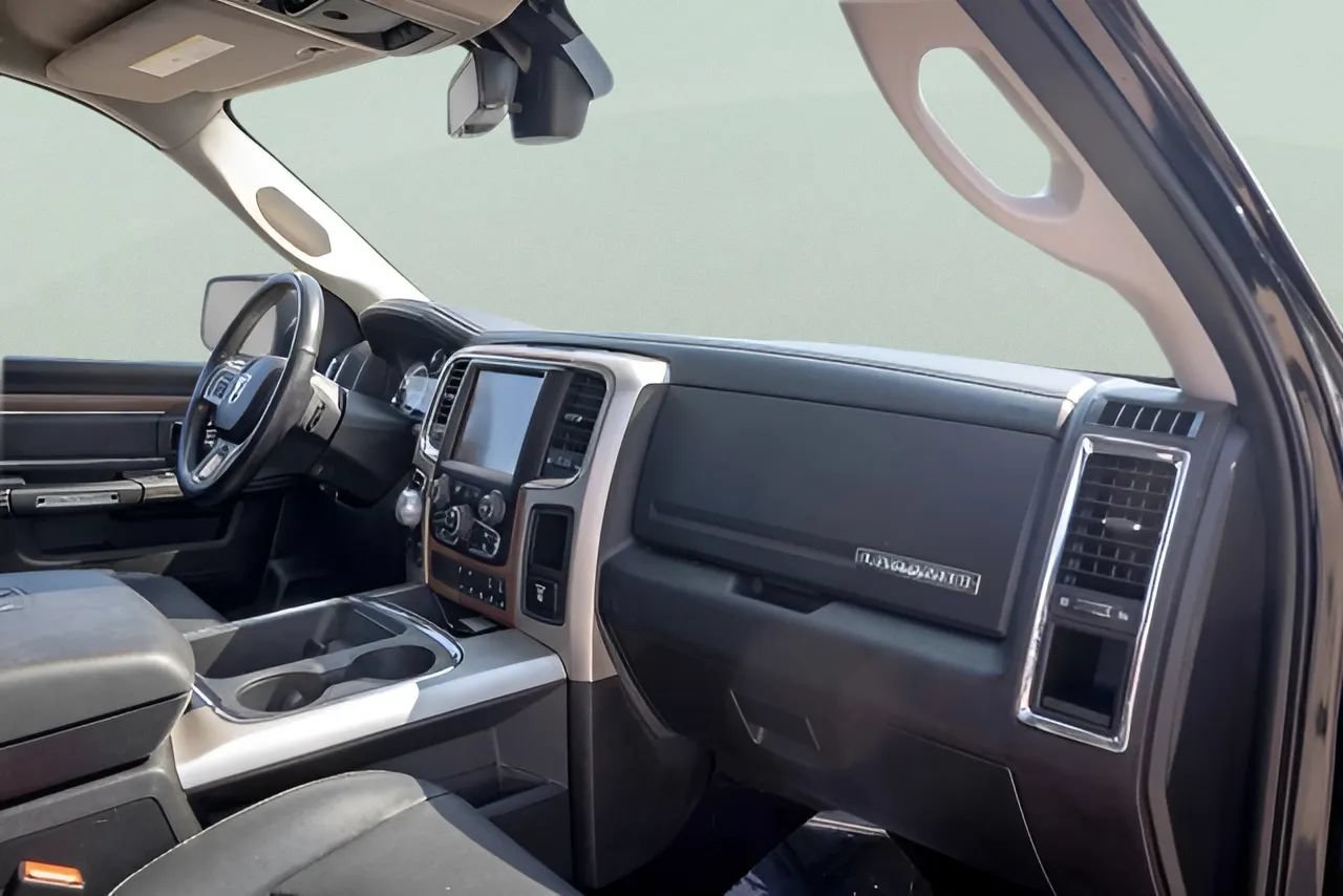 Used 2017 RAM 1500 Laramie w/ Convenience Group AWD/4WD image 11