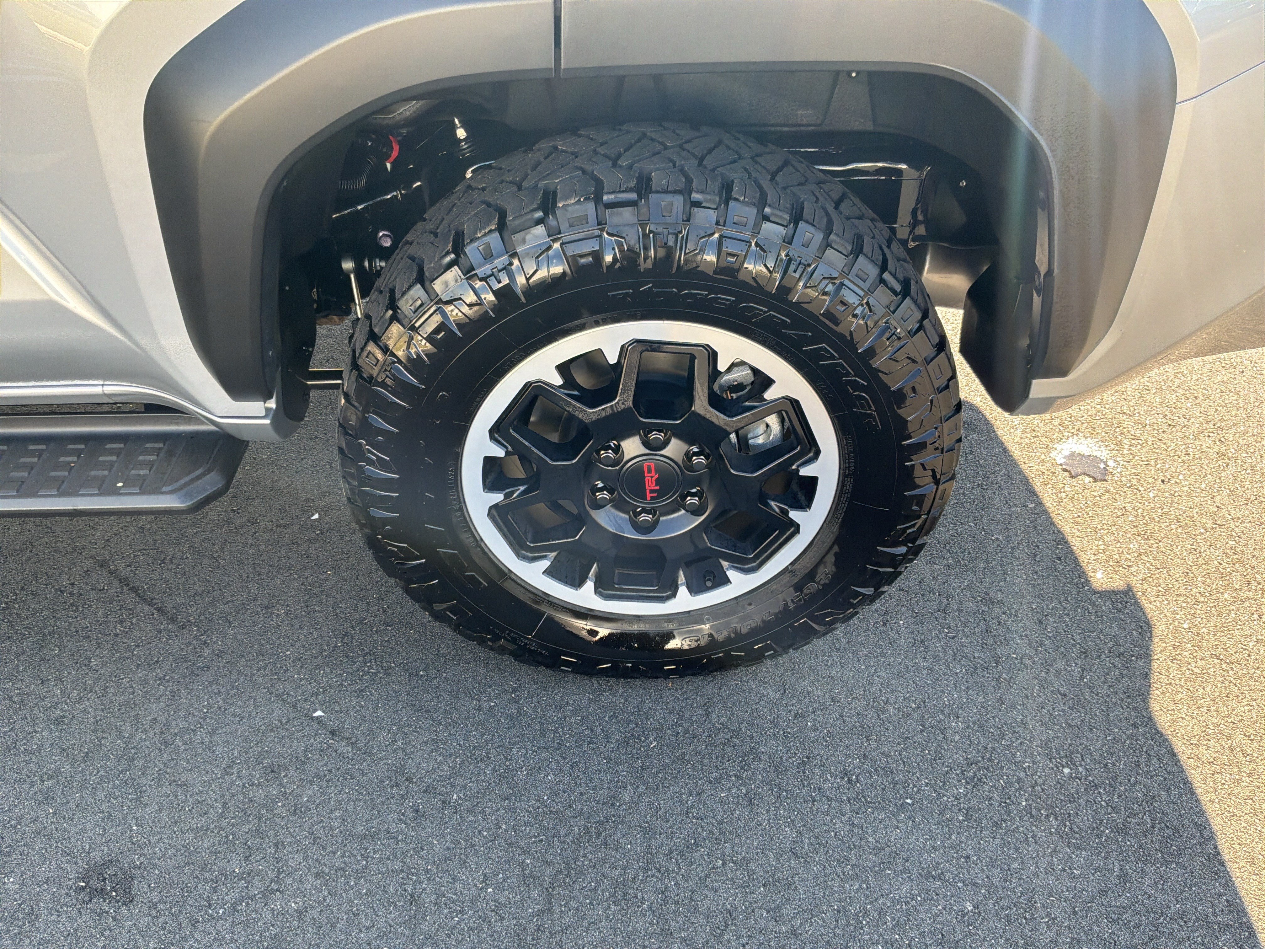 Used 2025 Toyota 4Runner TRD Off-Road AWD/4WD image 13